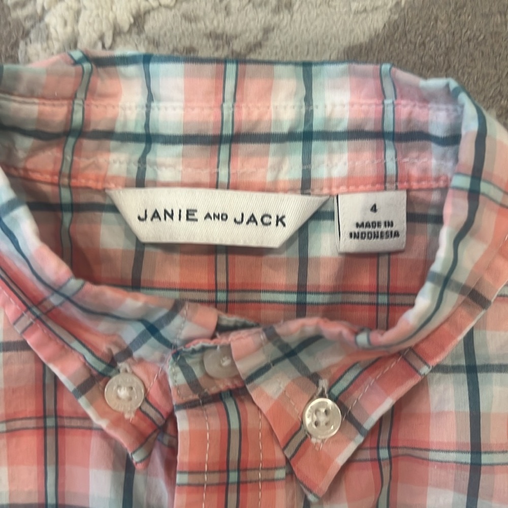 Janie & Jack Boys bundle of 3 button down shirts/ Size 4 - Picture 7 of 11